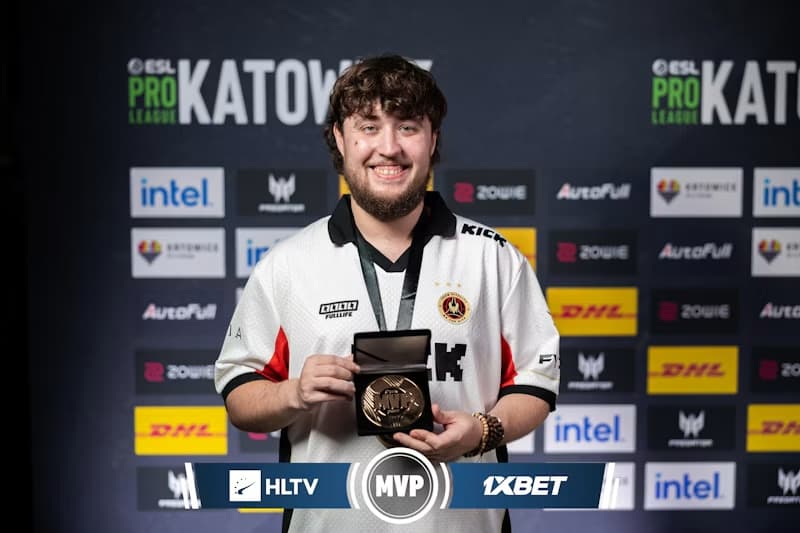 TOBIZ kehrt zu Mouz zurück; als Leiter der Talententwicklung nach dem Weggang von Heroic