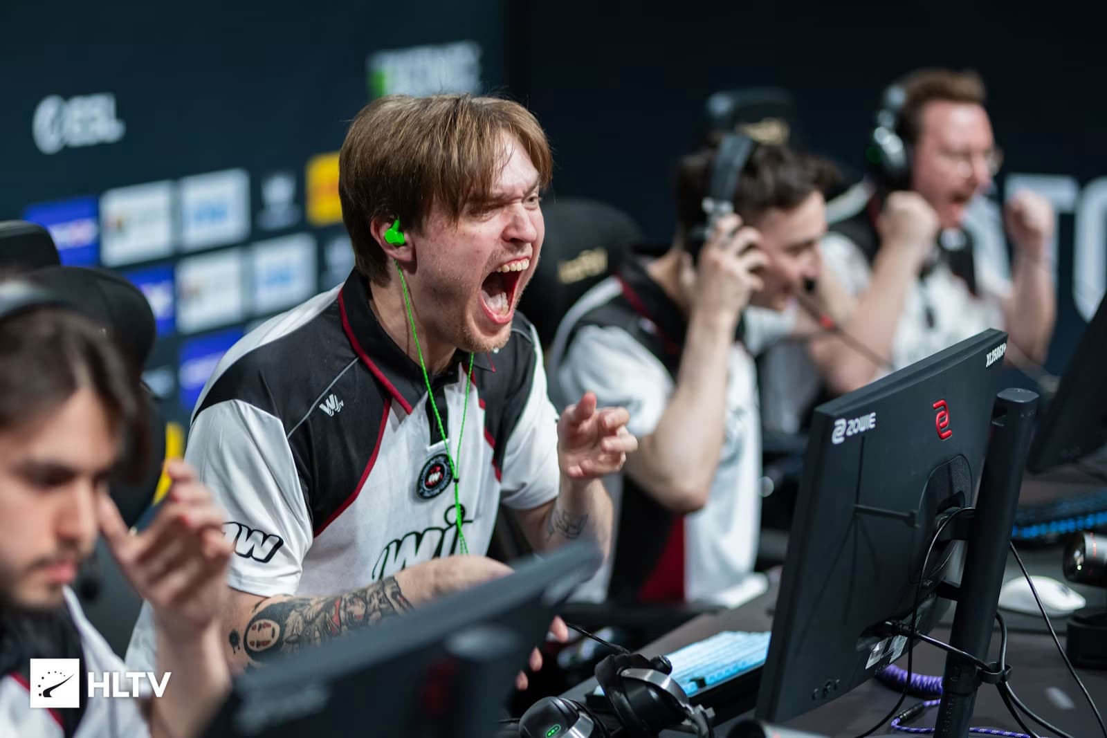 nafany urges benched European players to follow TDK model