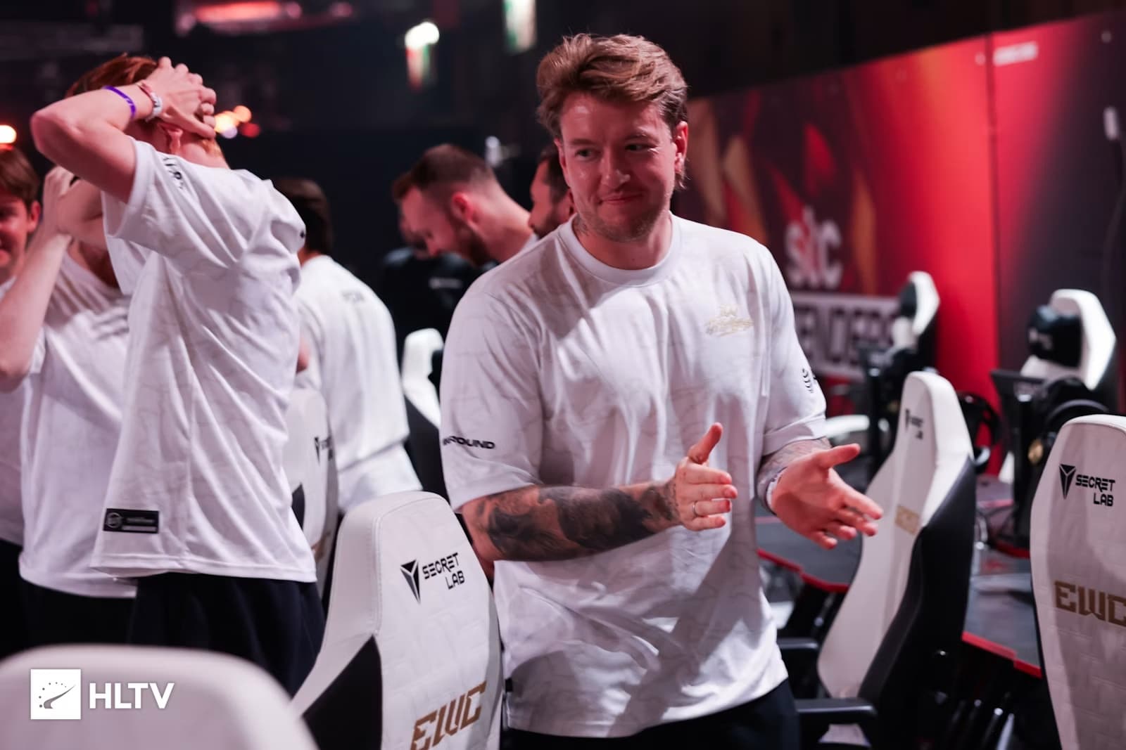 100 Thieves разгромили BBL, чтобы пройти дальше на Stake Pulse Beat II