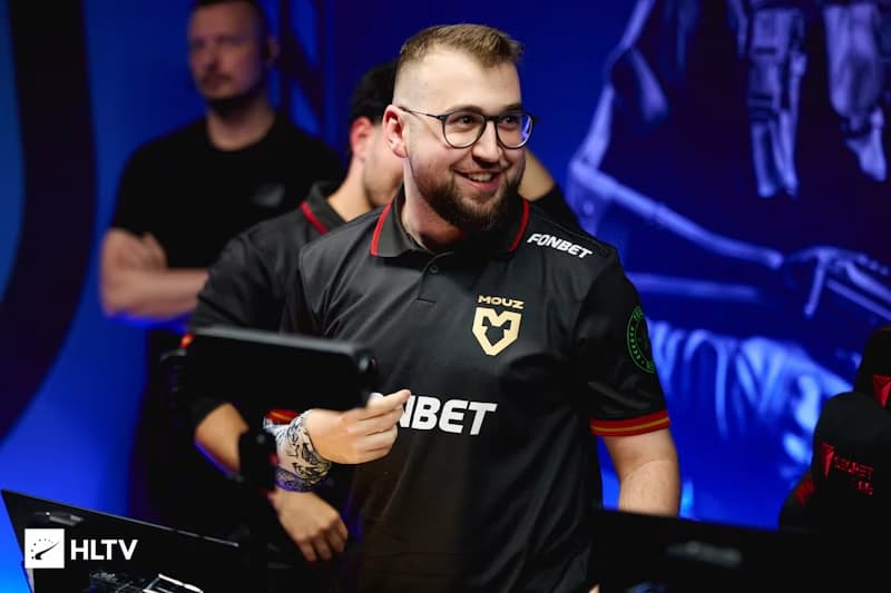 Mouz survives Donk 's Mirage MASTERCLASS to secure Bucharest playoff place