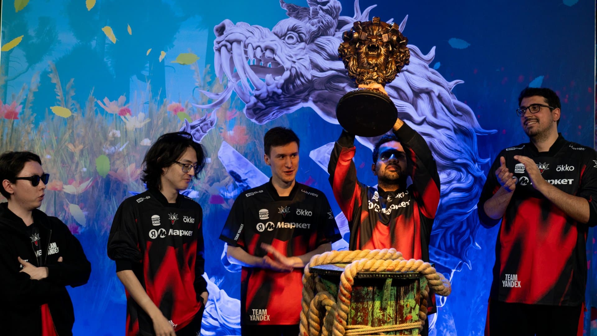 Navi обыграли LGD в трех играх, чтобы достичь грандиозного финала PGL Wallachia