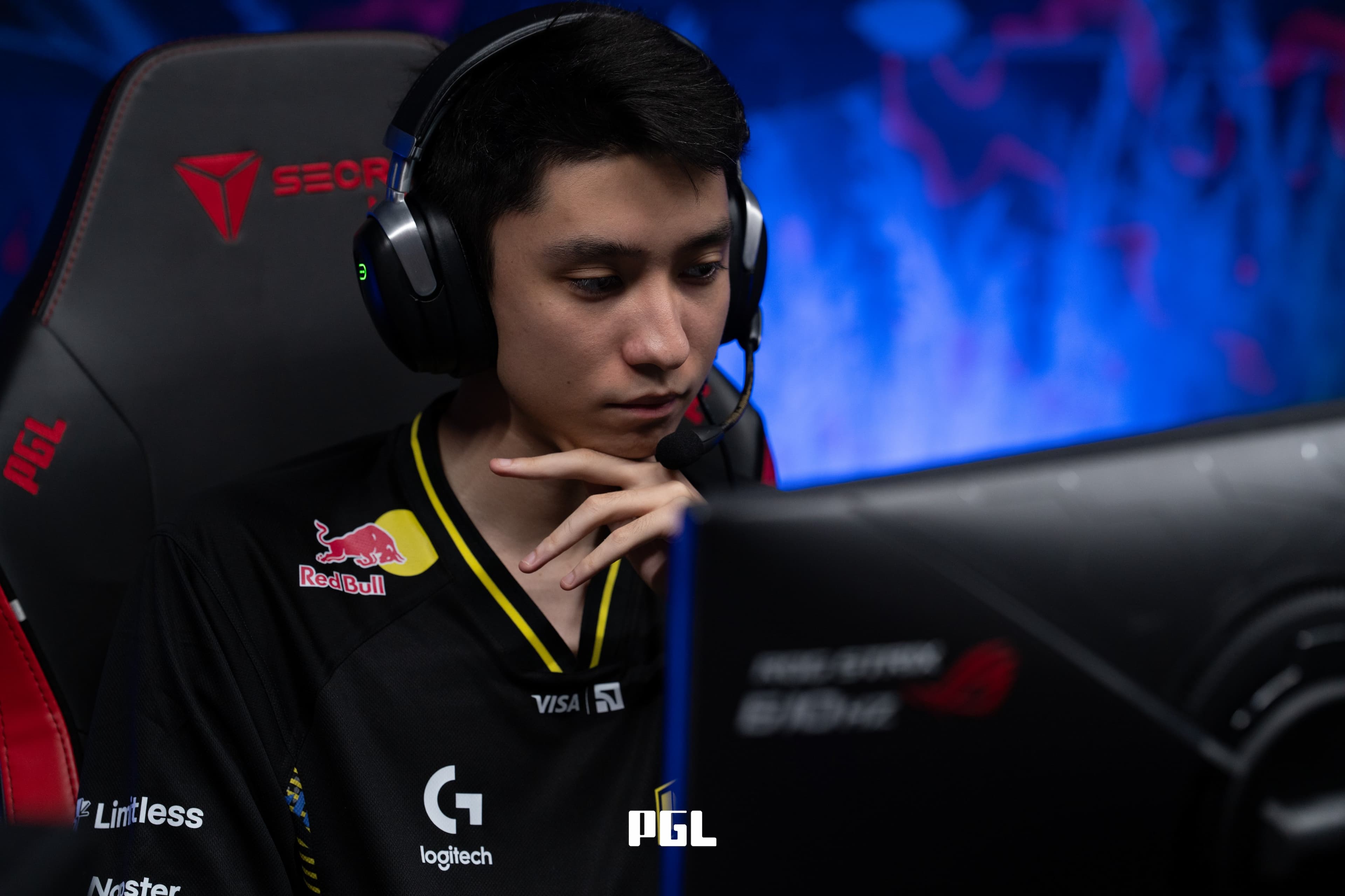 Navi победили LGD в трех играх, чтобы выйти в гран-финал PGL Wallachia