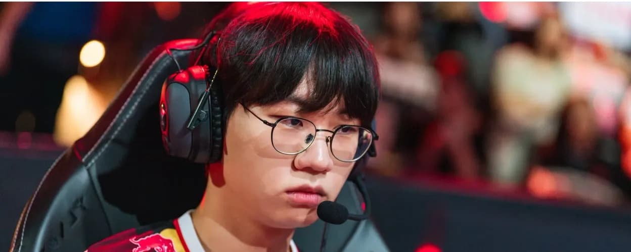 T1 mengalahkan Dplus KIA 3-1 untuk mencapai final lower bracket LCK