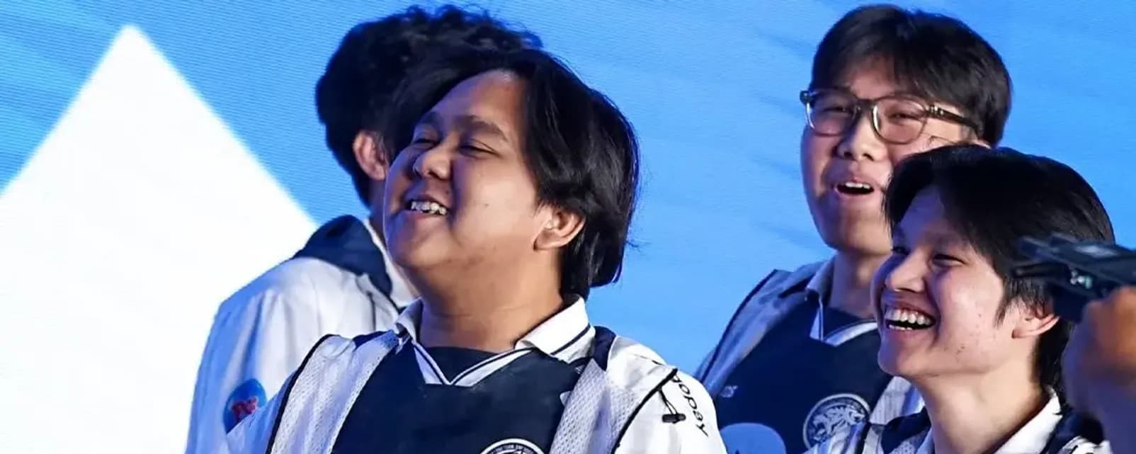 EVOS нанесли команде Team Liquid ID второе поражение, в то время как ONIC и Dewa United одержали победы