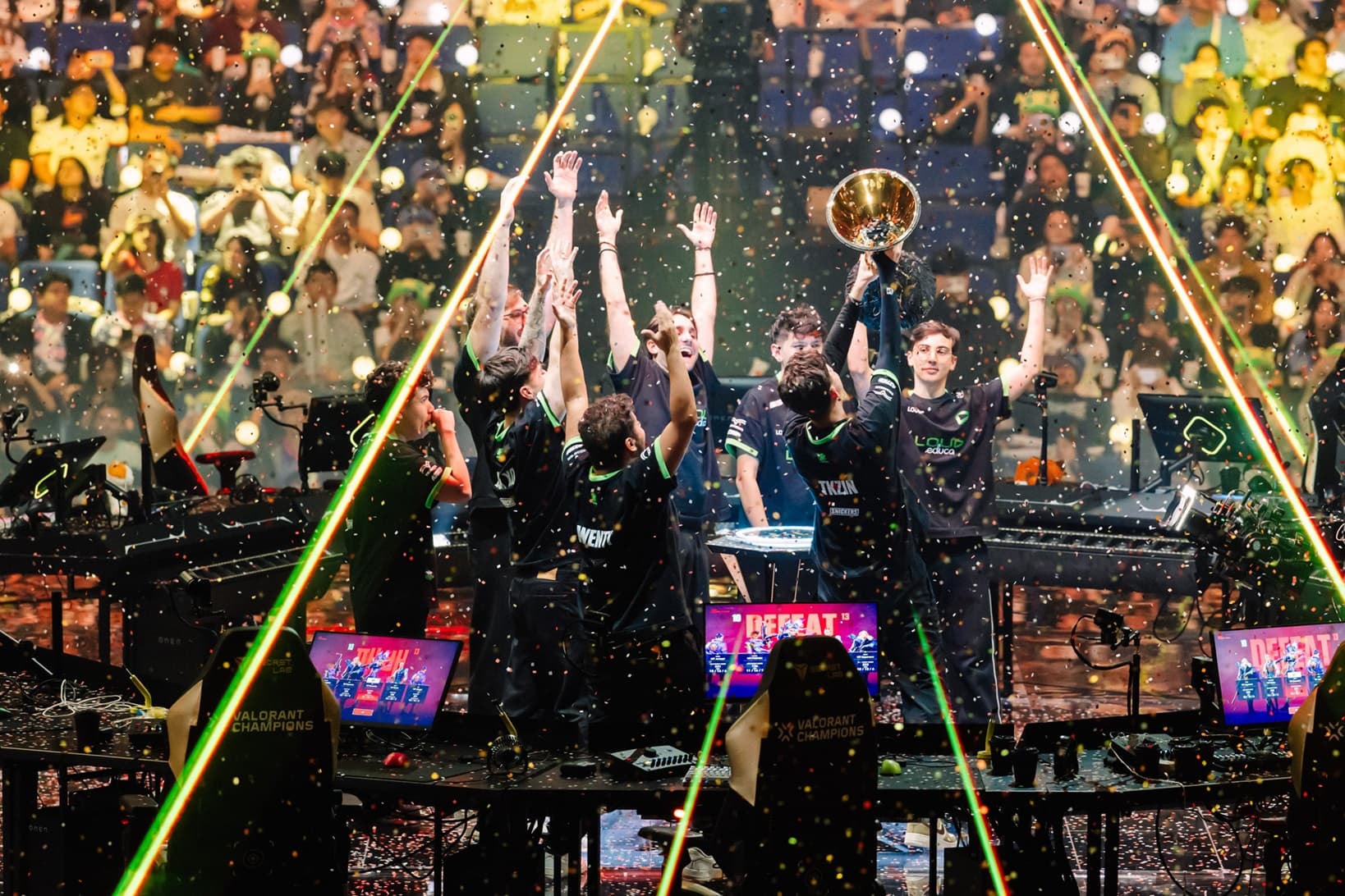 LOUD победила Vitality и стала первой командой, выигравшей VALORANT Champions дважды