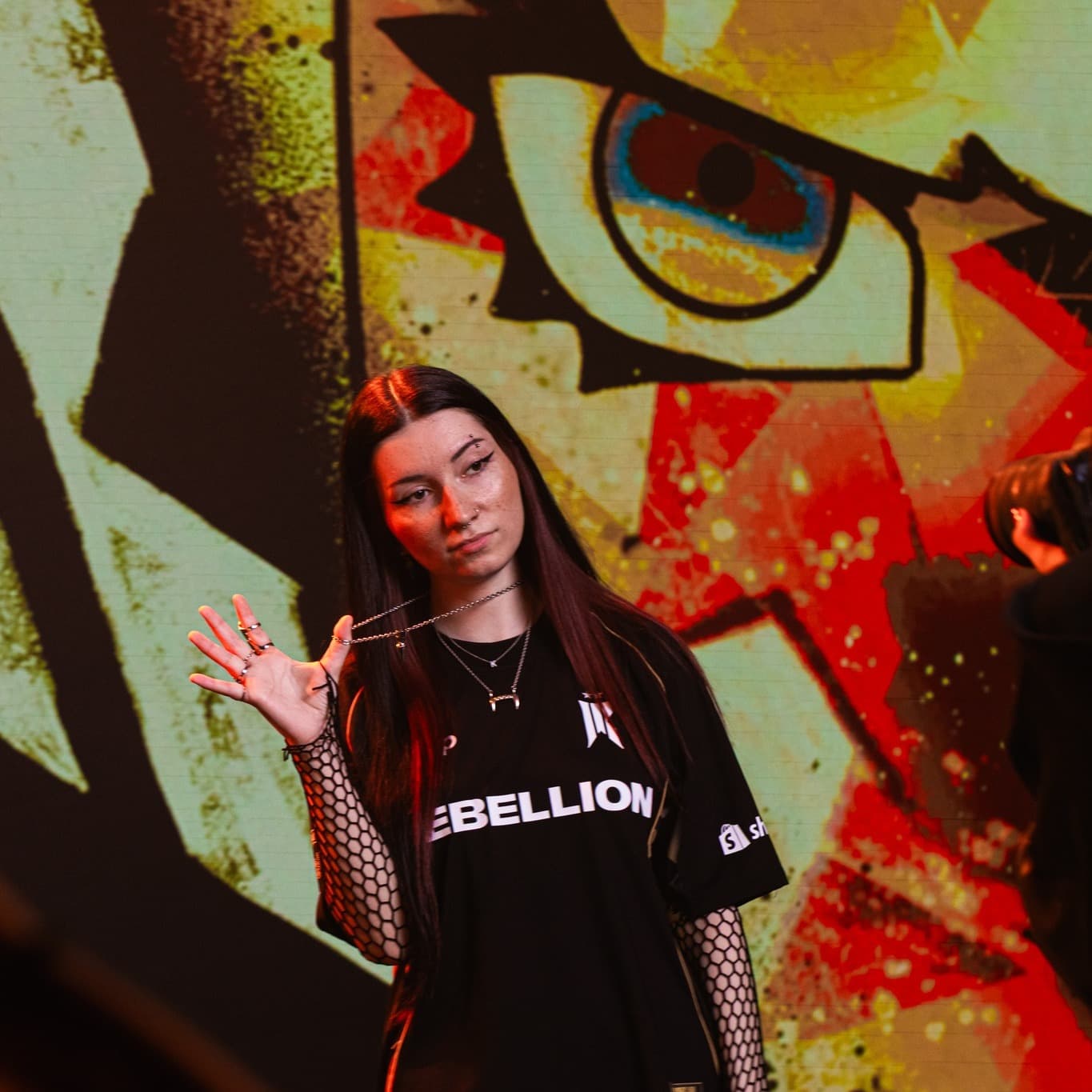 dodonut leads Shopify Rebellion Gold past KRÜ into Game Changers upper FINAL
